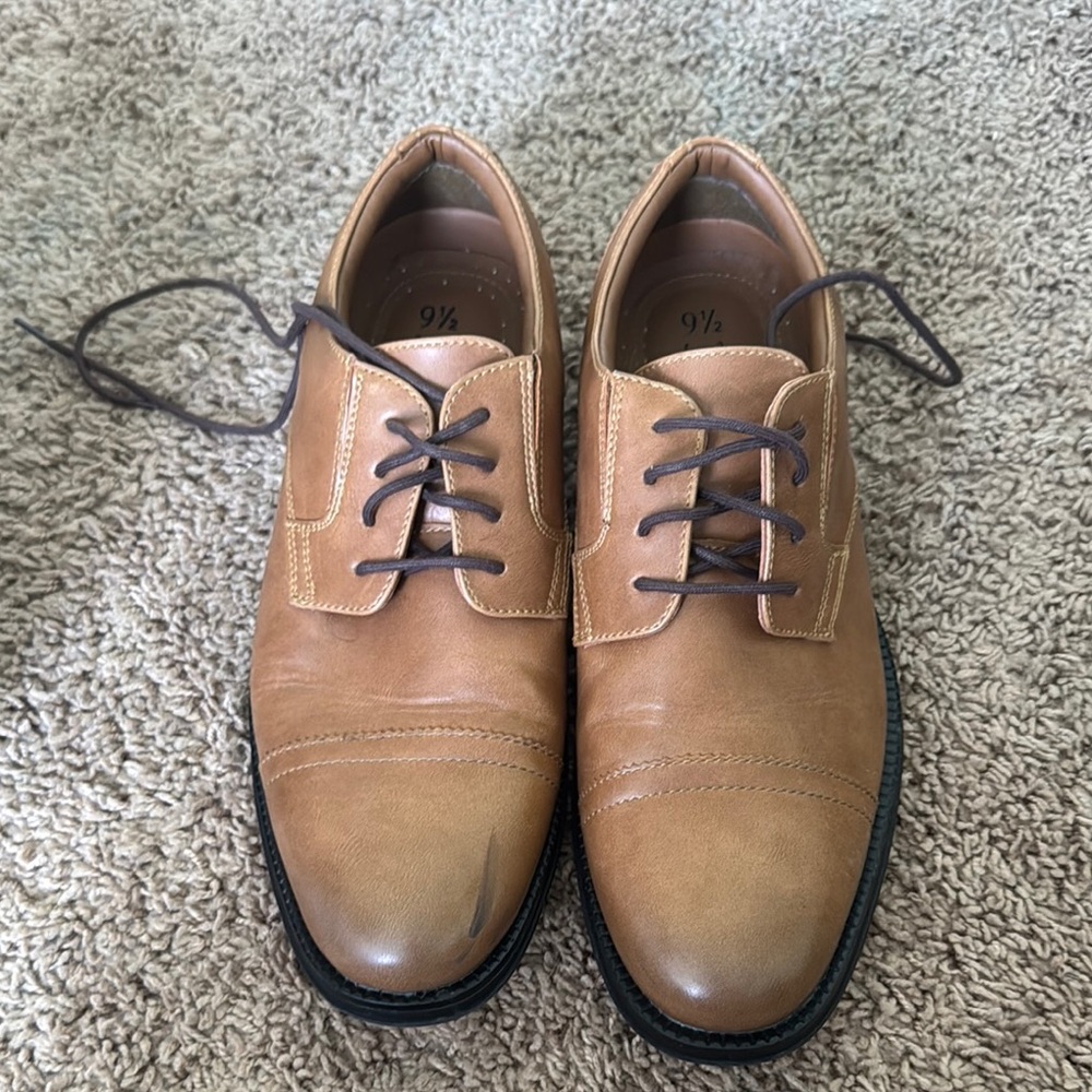 Classic Tan Leather Men's Shoes